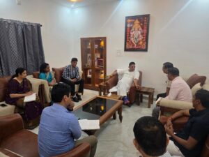 कैबिनेट मंत्री राम सिंह कैड़ा ने ली शहरी विकास, जलागम और पर्यावरण विभाग की समीक्षा बैठक
